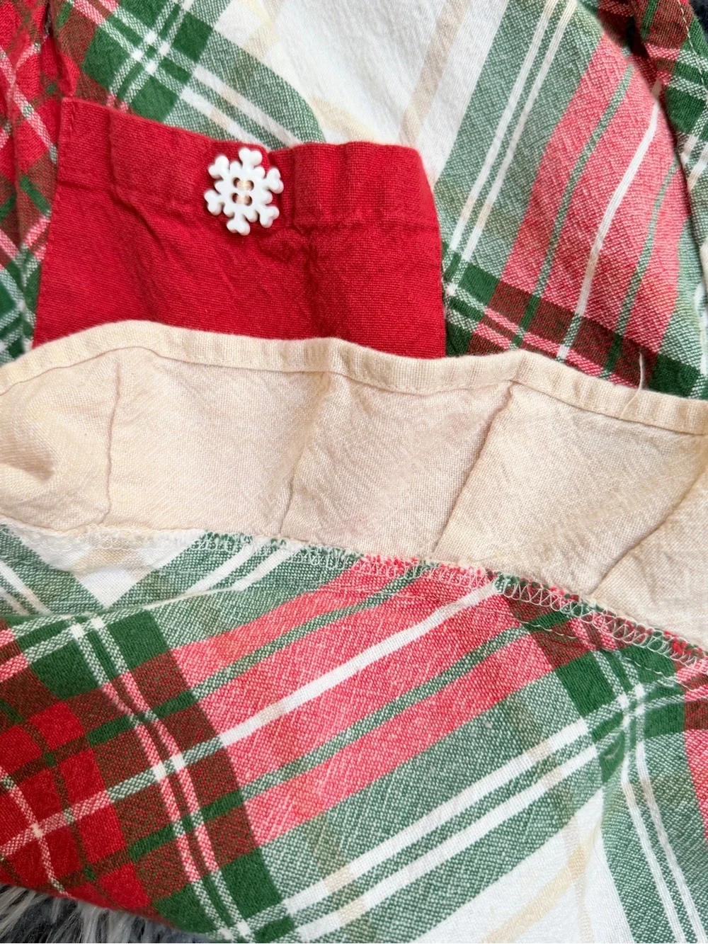 St. Nicolas Square Plaid Christmas Holiday Adult Apron 100% cottons | Kohl’s